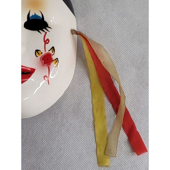 Vintage Ceramic Face Mask - Picture 3 of 9